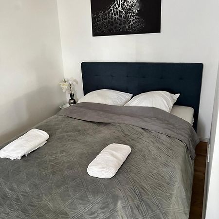 Cologne City Apartment Kostenlose Parkplatz Free Parking Esterno foto